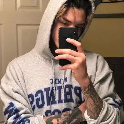 6686体育合作伙伴Julian