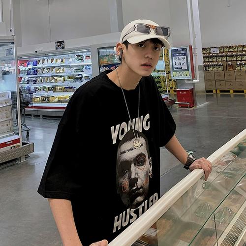 6686体育铁牌作者Wendy